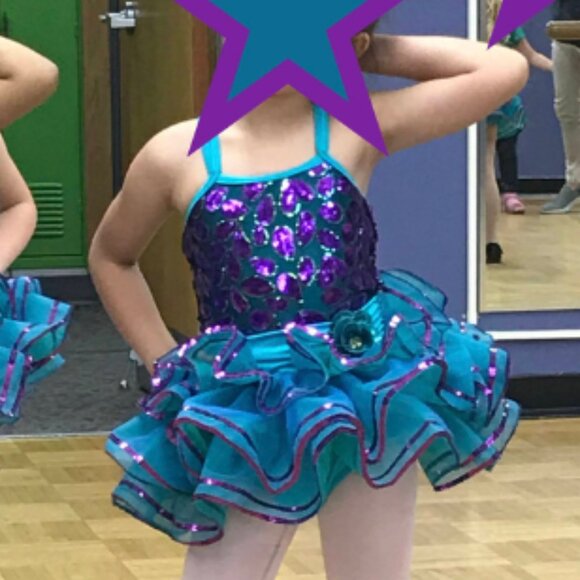 Revolution dance costume - Picture 2 of 8